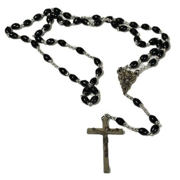 Vintage Rosary Made in Italy Black Oval Beads with Silver Tone Crucifix 18in - Picture 1 of 12